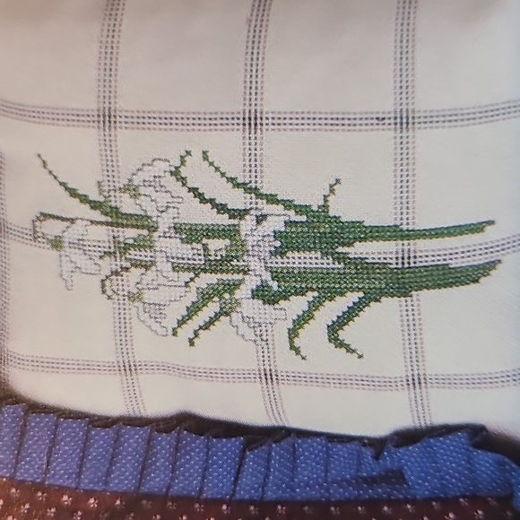 Spring Flowers crossstitch patterns by Artistic Needle - Picture 8 of 15